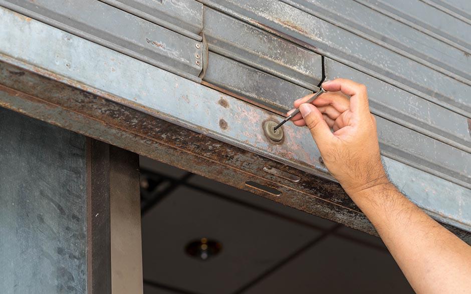 ouverture de porte claquée serrurier Chiry-Ourscamp